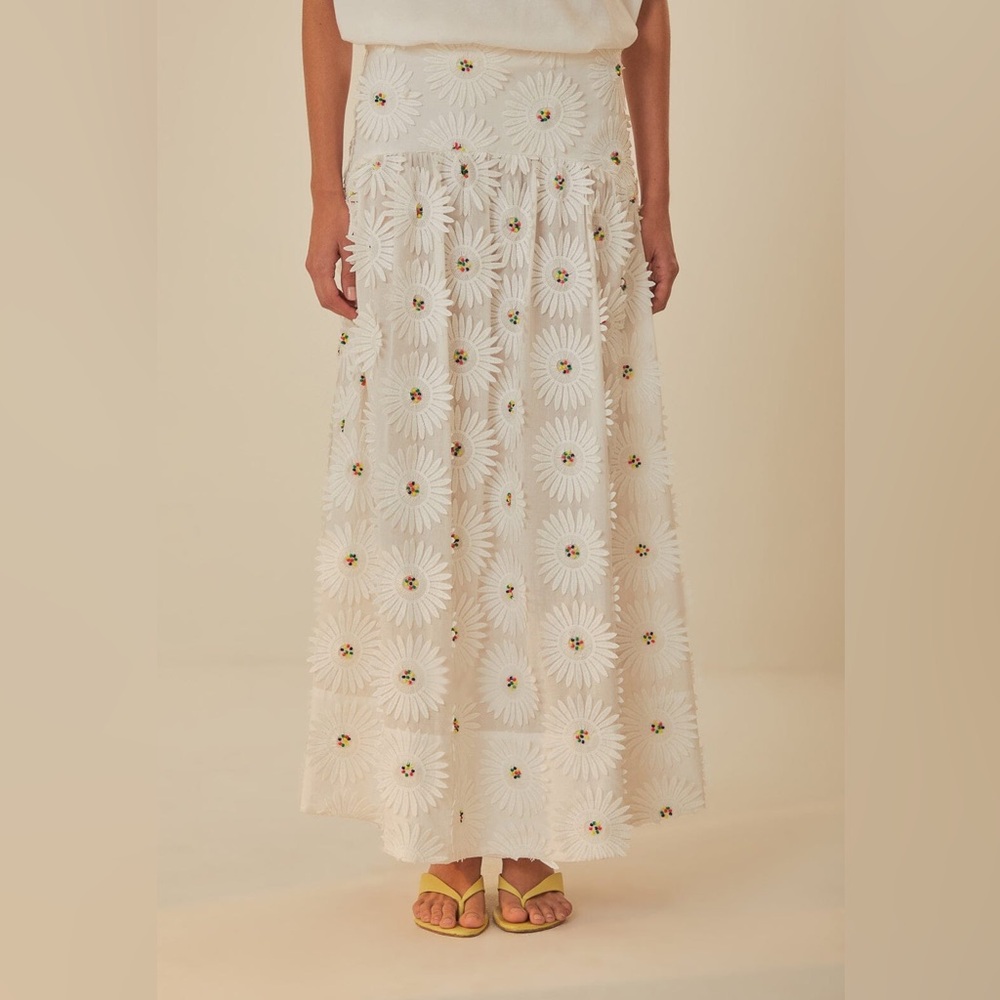 NWT FARM Rio White Daisy 3D Flower Embroidered Maxi Skirt S